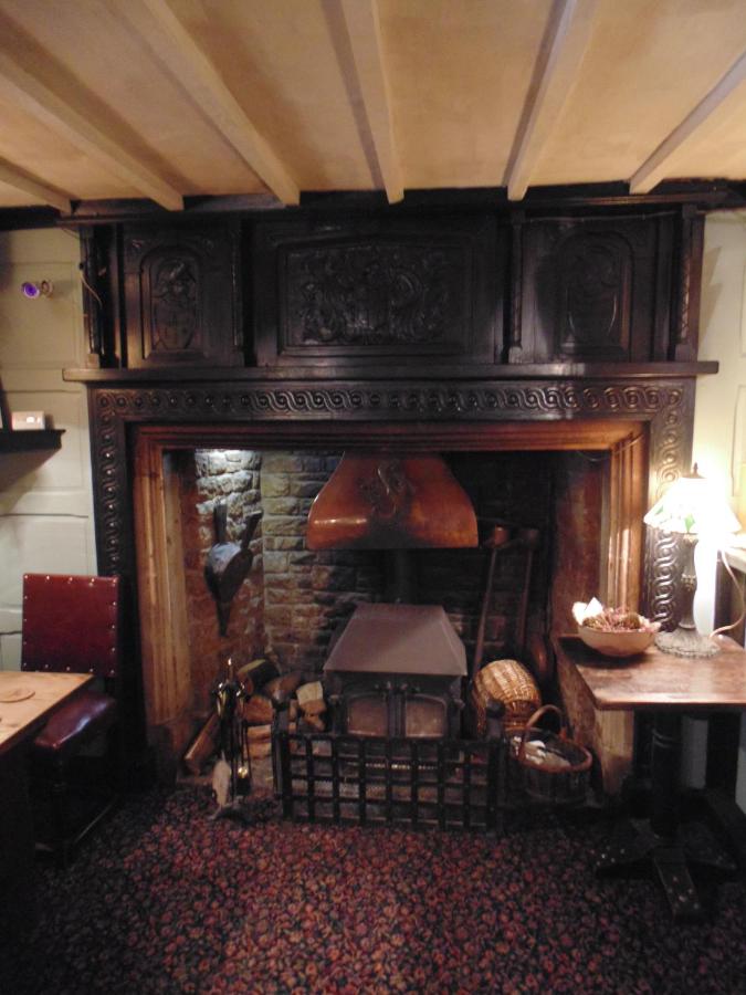 The Dusthole /The Kings Arms - Laterooms