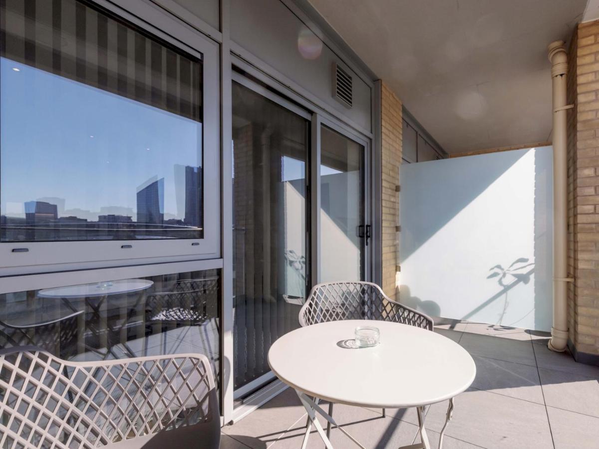 Stylish 2BR Near Shoreditch Liverpool St w Patio - Pass the Keys - 3