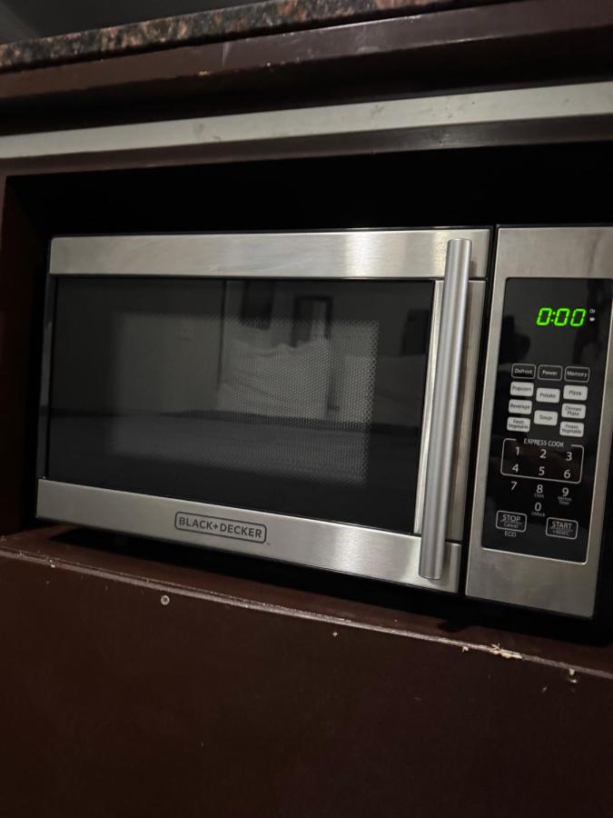 La Cienega Inn Motel - 4