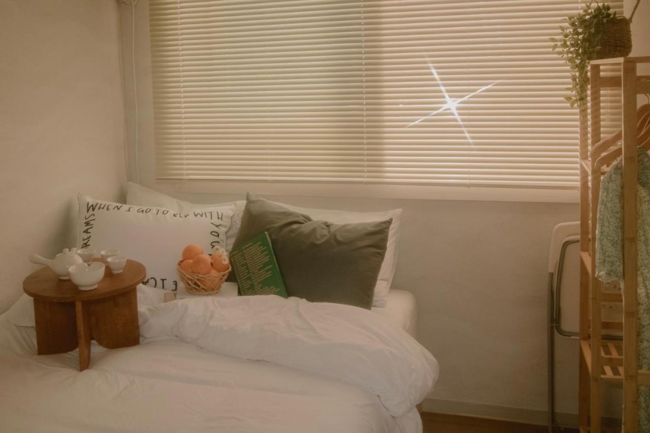 Hongik Univ Station Greenery Terrace House