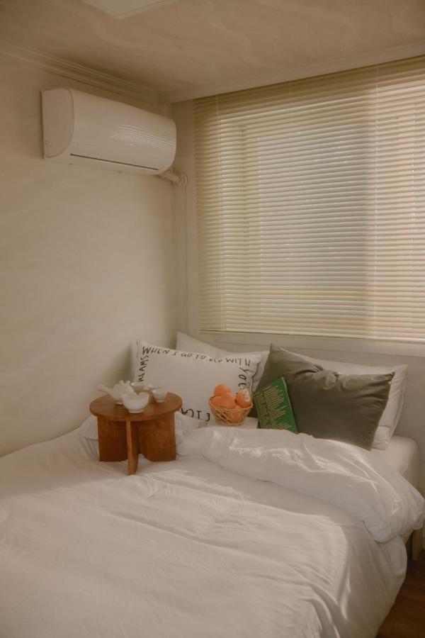 Hongik Univ Station Greenery Terrace House - 5