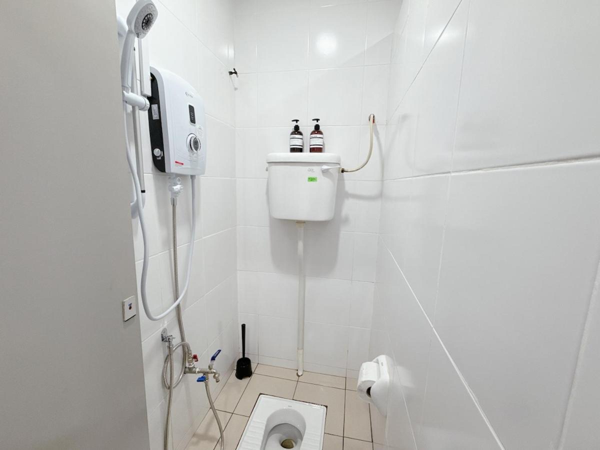 1Tebrau by Cactus Homestay - 3