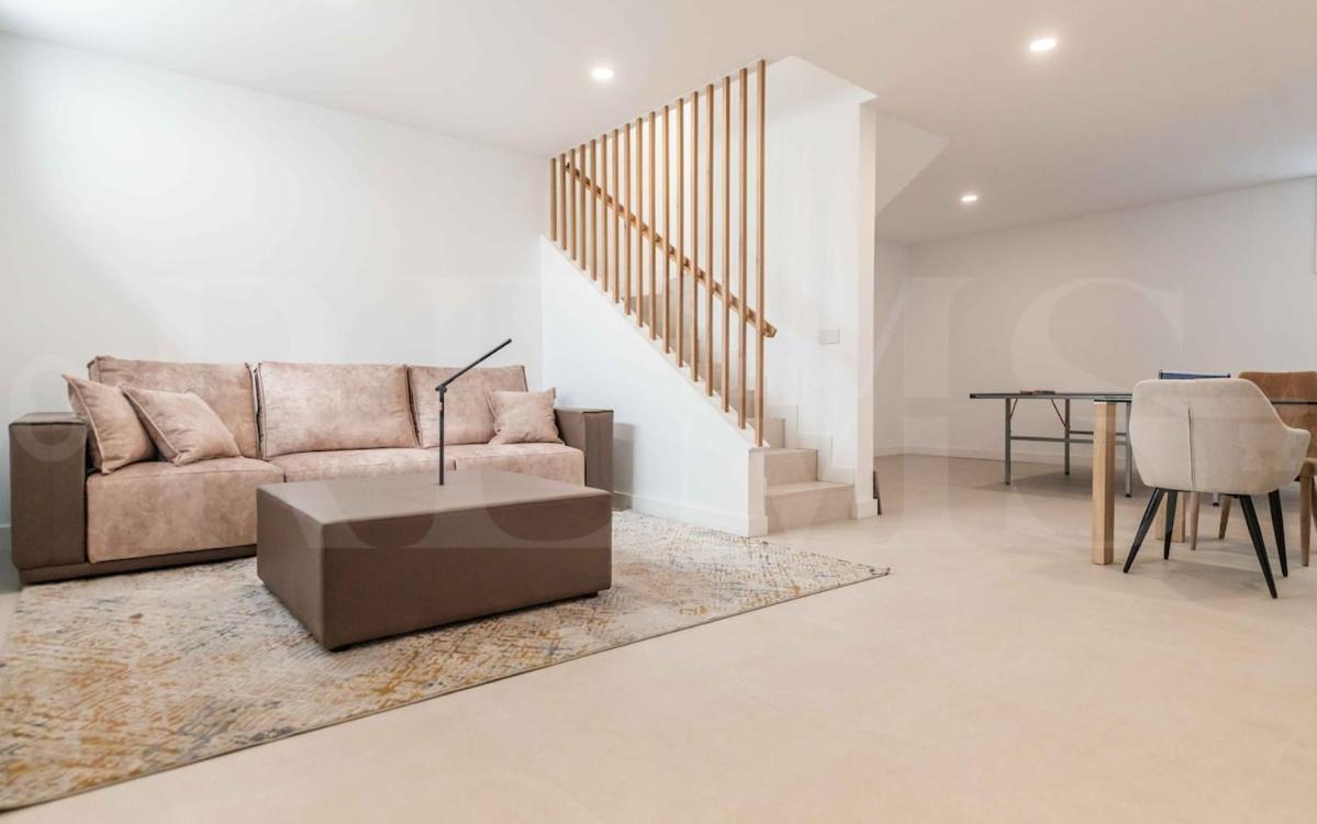 Seaview house with rooftop pool, game room, parking REMS - 3