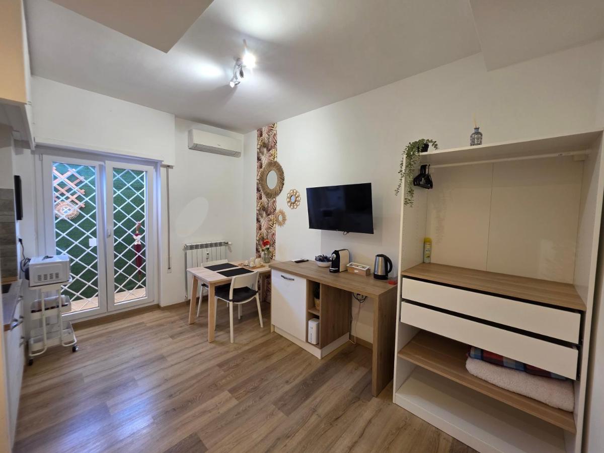 Simone's apartment - 3