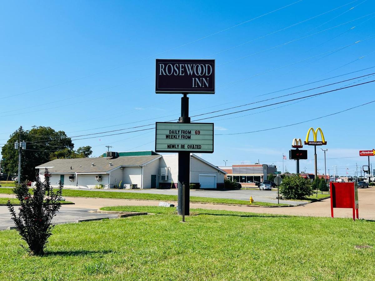 Rosewood Inn By OYO Union City I-69 — photo 5
