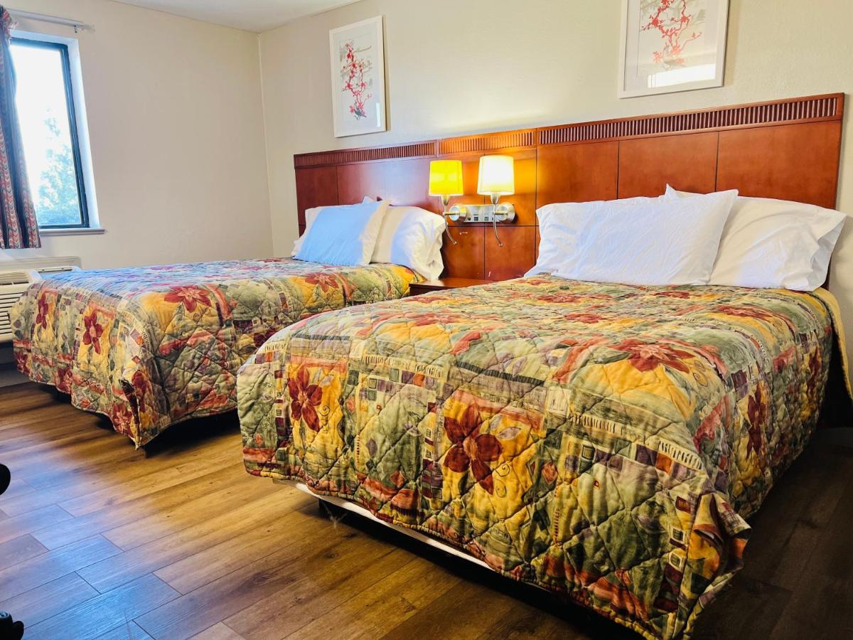Rosewood Inn By OYO Union City I-69 — photo 20