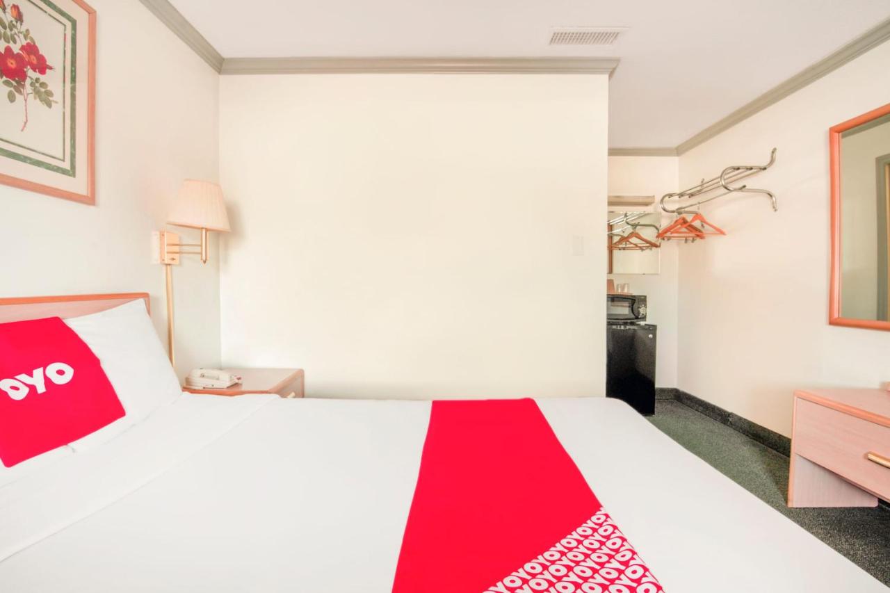 Magnuson Hotel Durham Skyland — photo 14