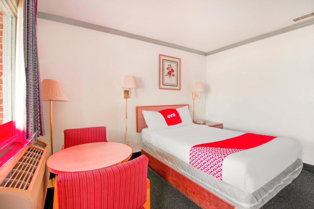 Magnuson Hotel Durham Skyland — photo 13