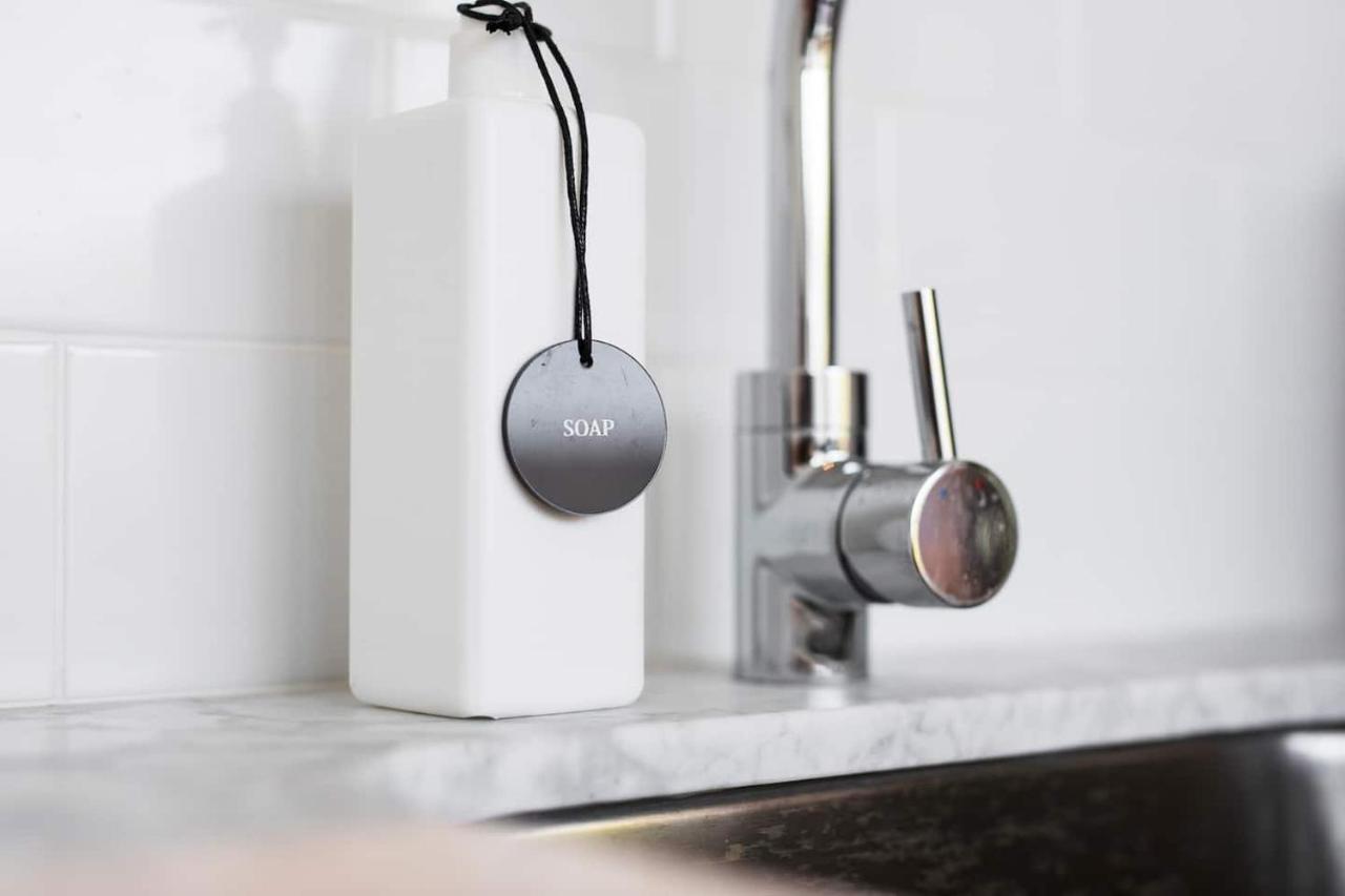 Gorgeous 1 Bed Pool Villa, Walk to Beach, Shops - 3