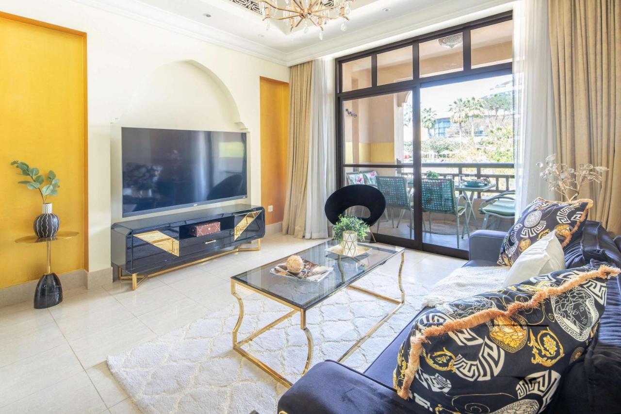 Frank Porter - Tejar Tower