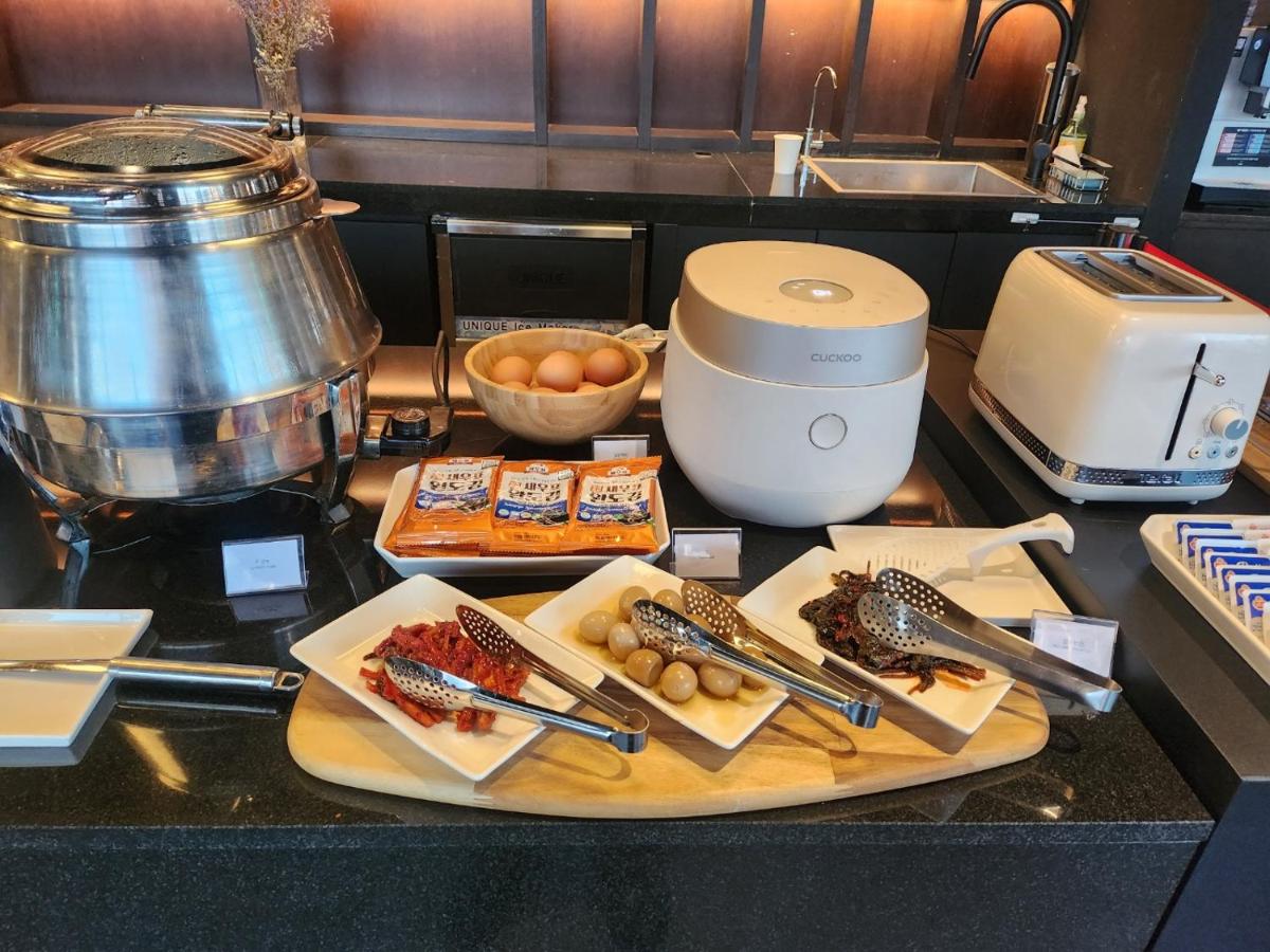 HOMES Red Myeongdong - 3