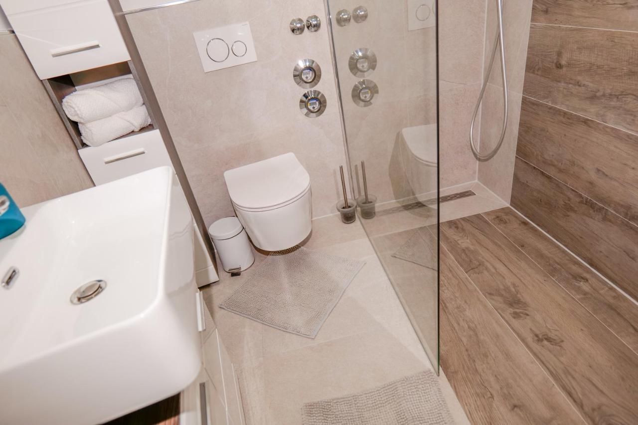 Big 3 Bedrooms Apartment at Ground Floor