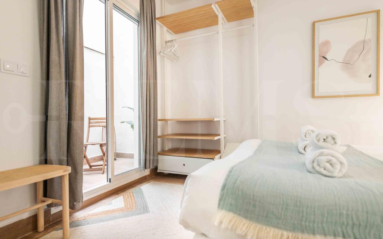 Peaceful apartment with a private patio by REMS - 4