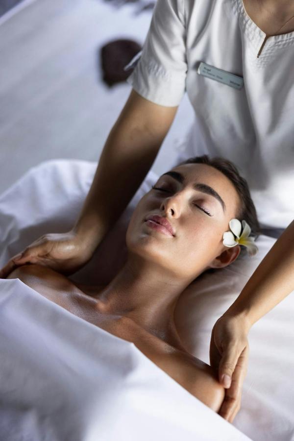 The Westin Maldives Miriandhoo Resort - 2