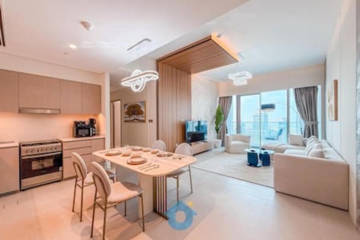 Steps from Dubai Mall Enjoy Dubai Skyline from Balcony Luxury 2 Bedroom Like Home - 5