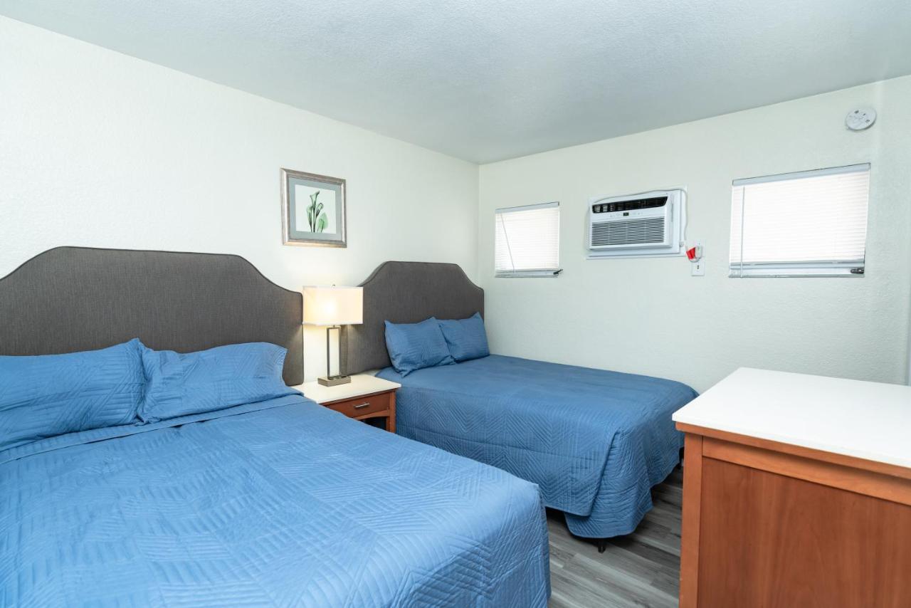 Sunrise Motel — photo 20