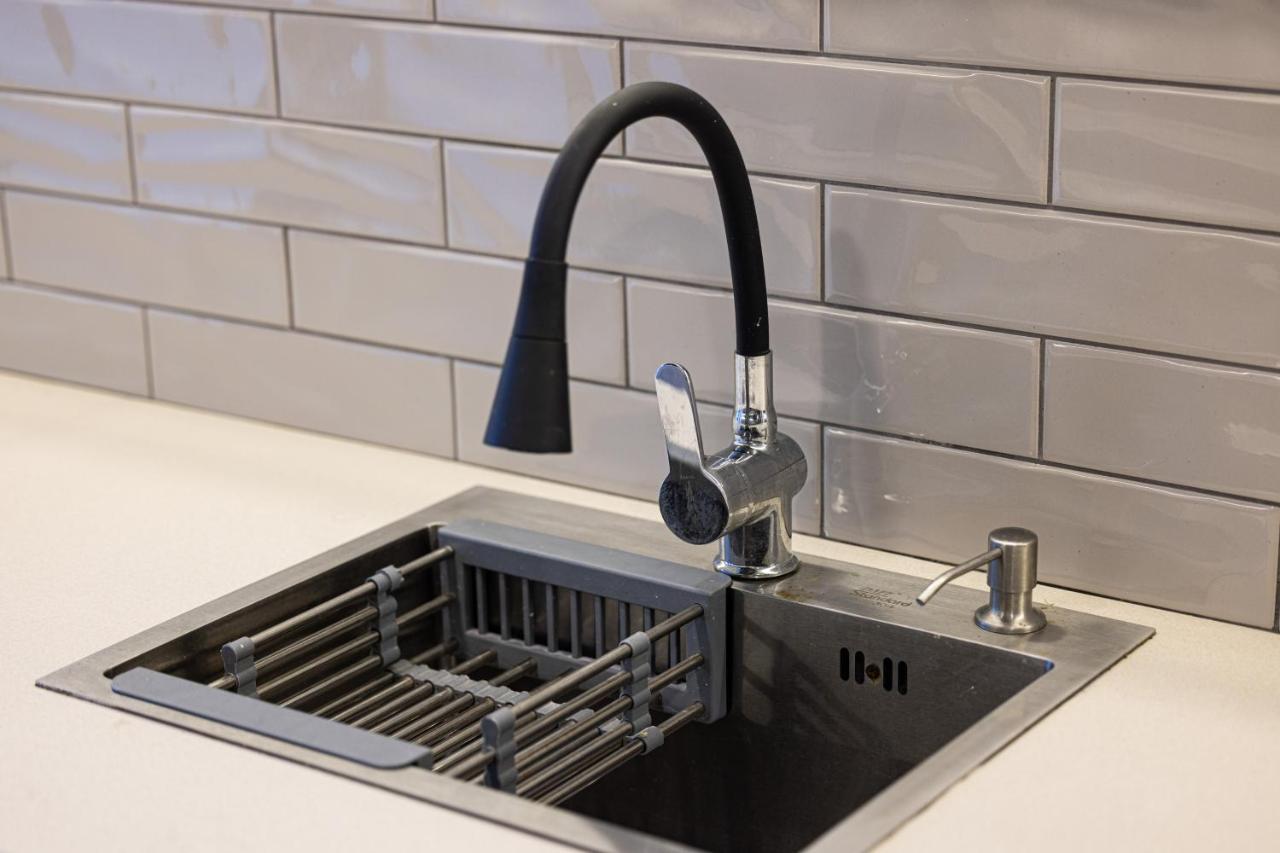 Daniels 2BR at Jumeirah Garden City - 3