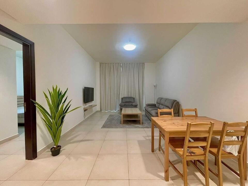 OYO HOME 1396 Bedroom With Spacious - 4