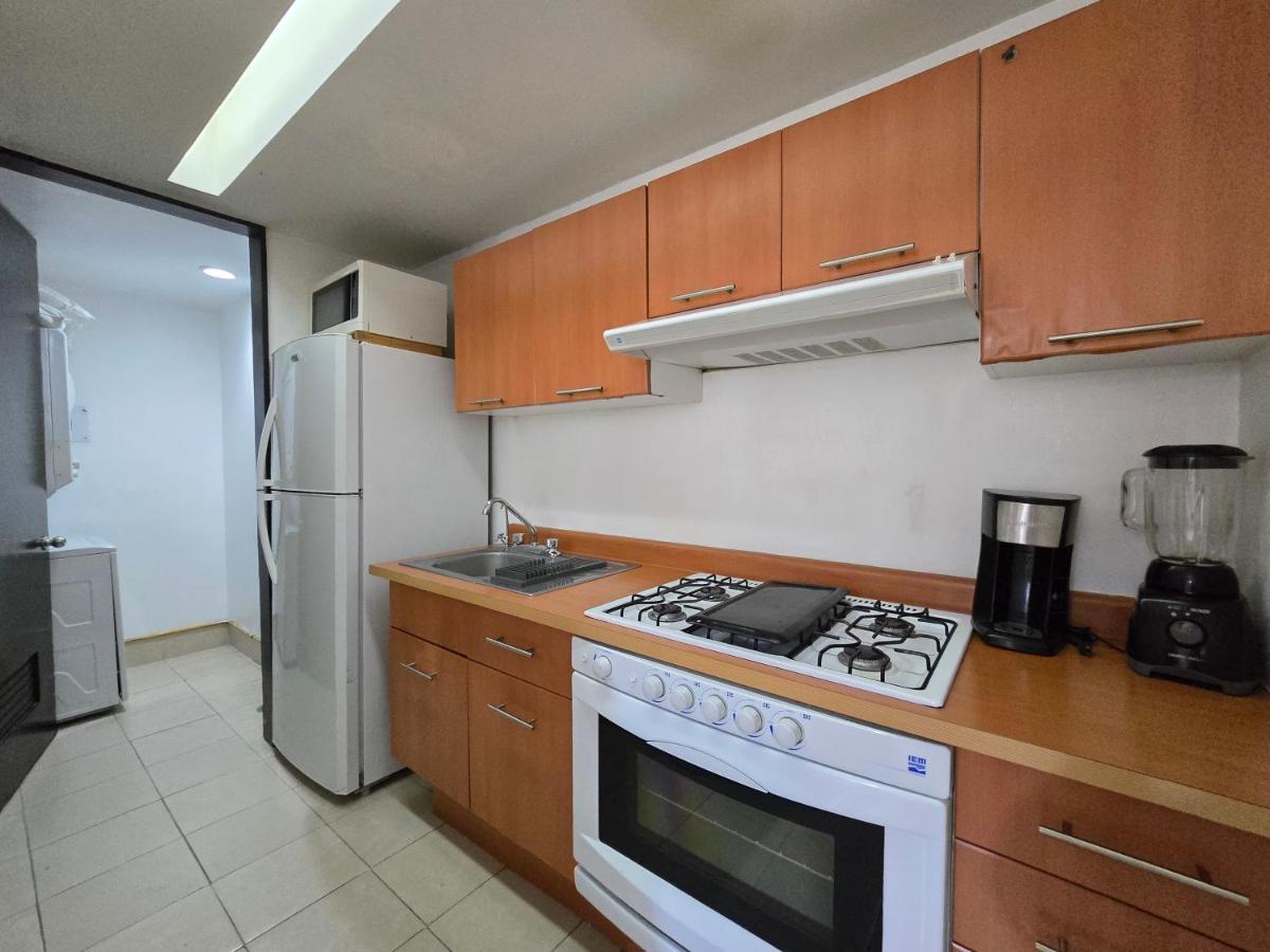 Heart of the City Great Apartment with Pool&Gym - 2