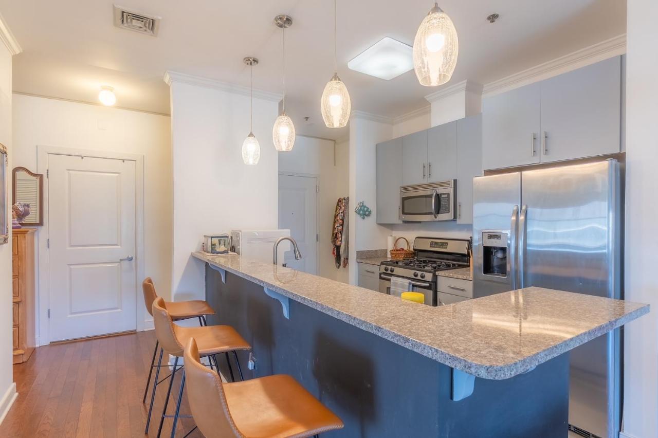 King Master and Plush Queen near NYC w kitchen, living room plus on-site gym - 5