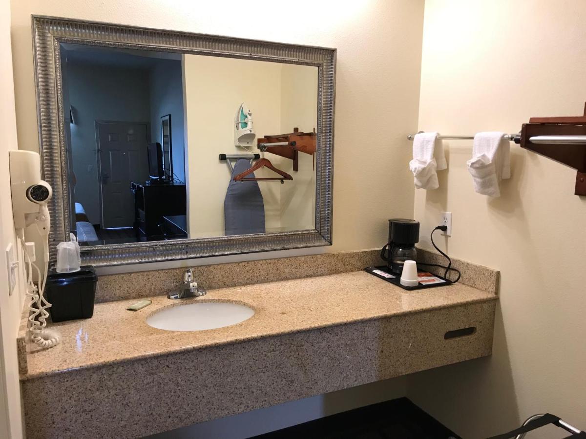 Executive — photo 8