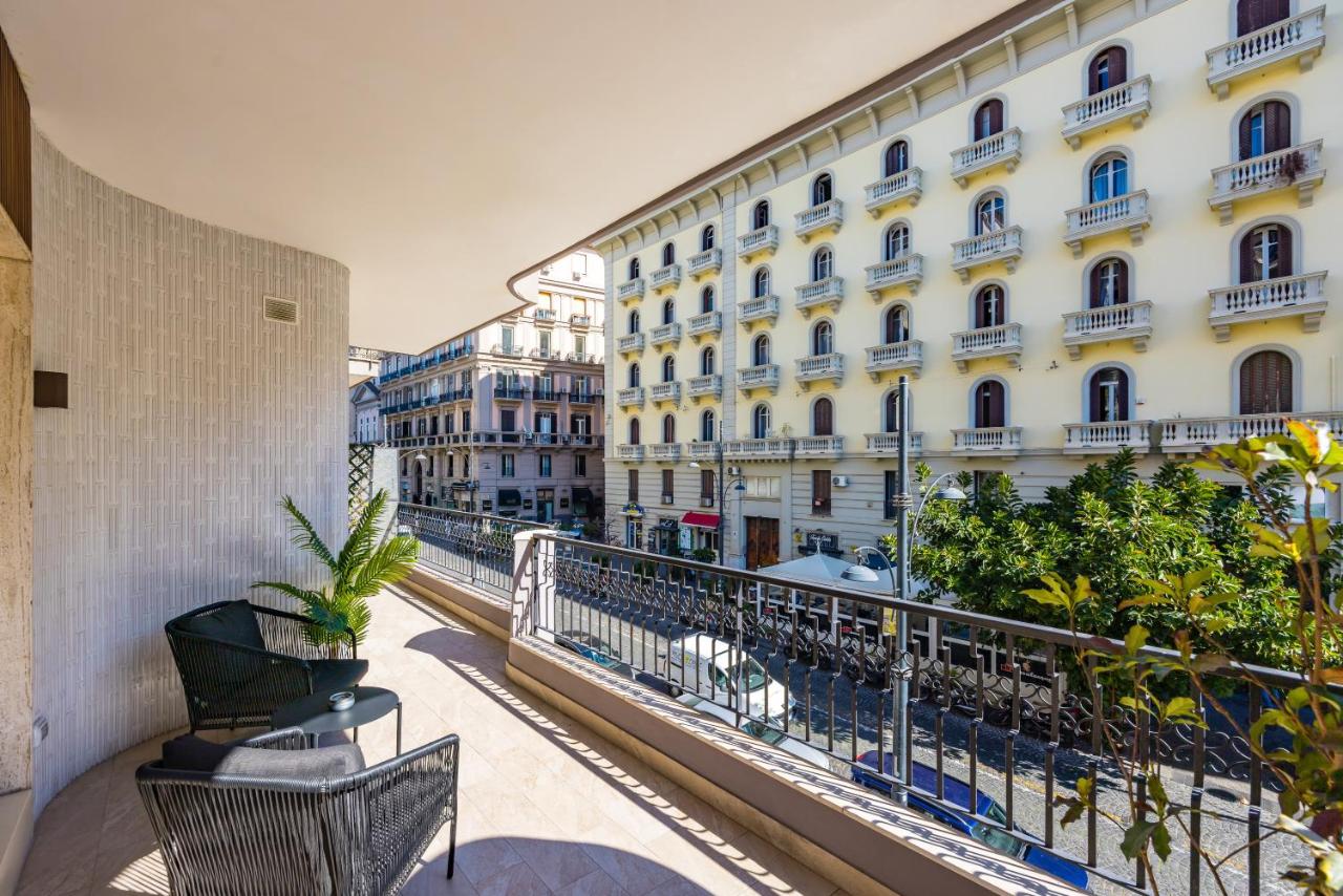 MH SUITES Plebiscito - 2