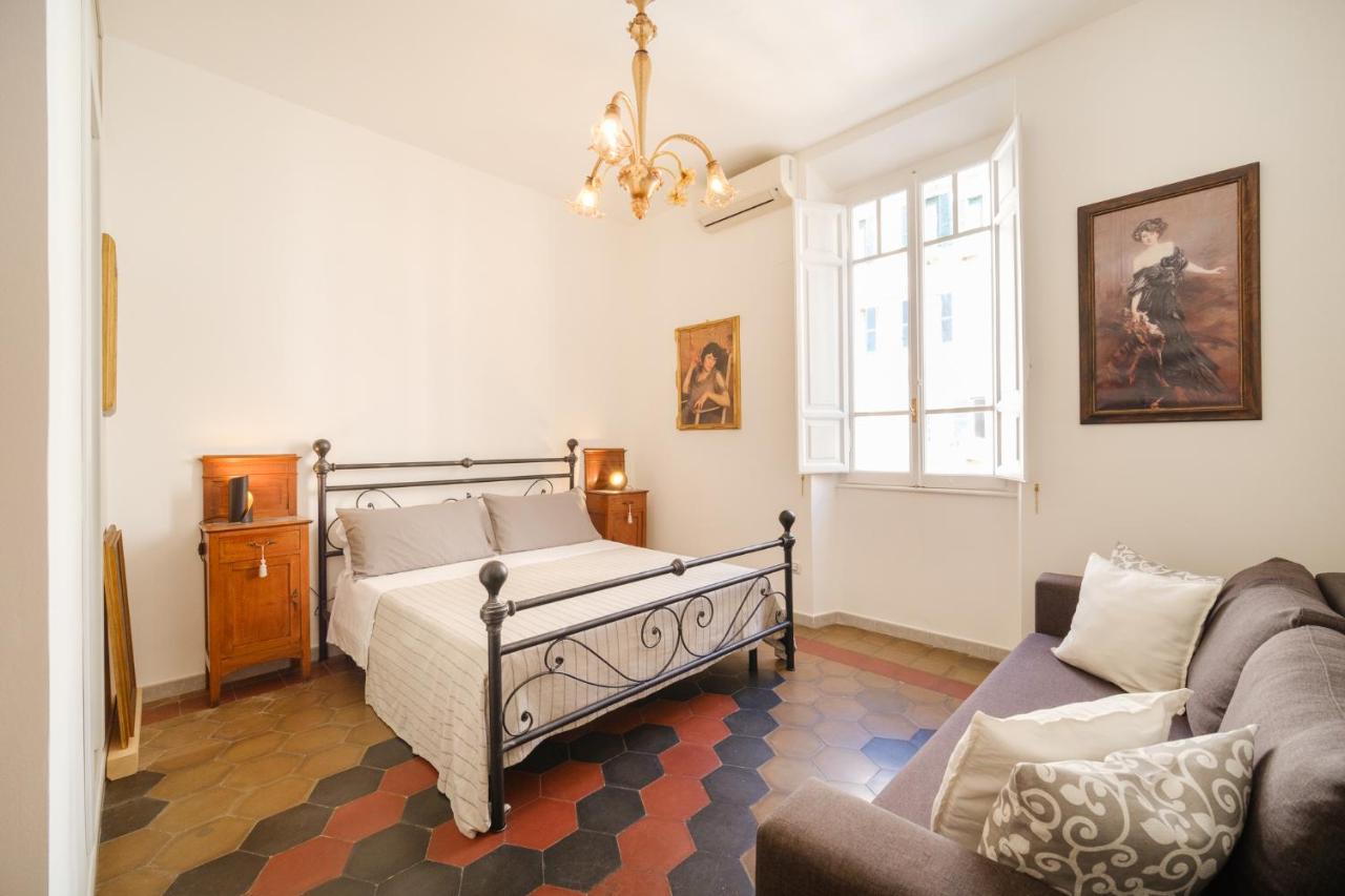 Vatican Domus by BuddyRent - 2