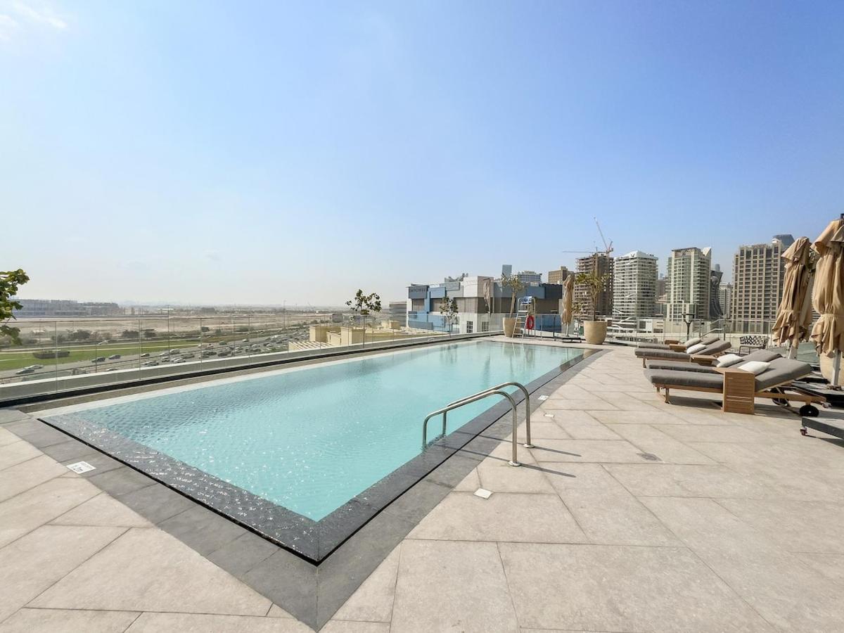 Stunning 1Bdr Luxury with Burj Khalifa View - 4