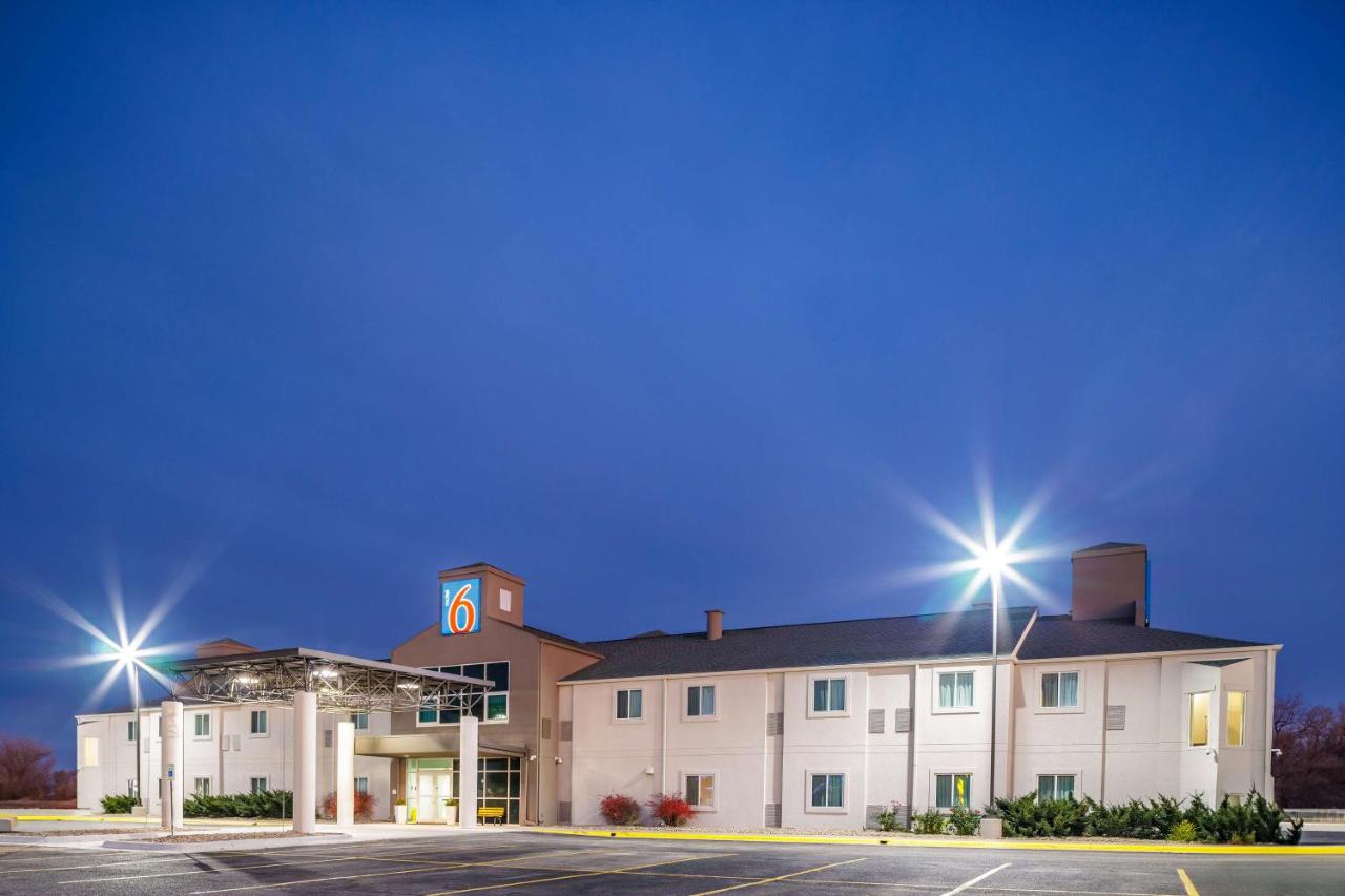 Four-Plex Motel — photo 9
