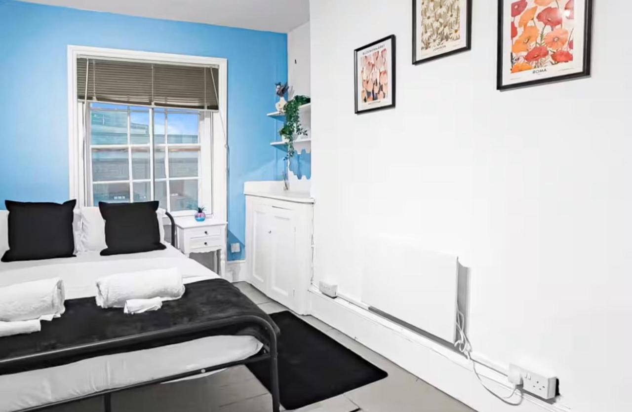 Camden 3-Bed Sleeps 6 1 Min to Tube & Parking - 5