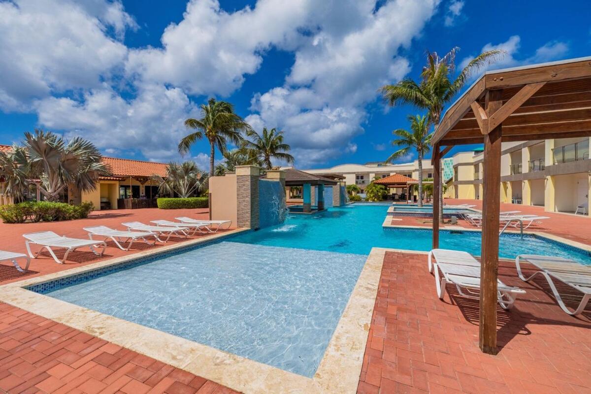 Treasures at the Pearl Eagle Beach - 5