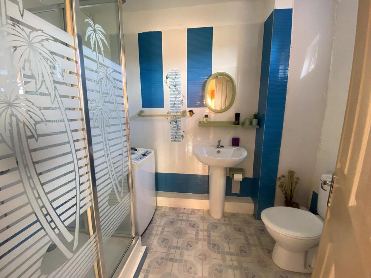 Gated 3BR Villa Pools & Beach - 5