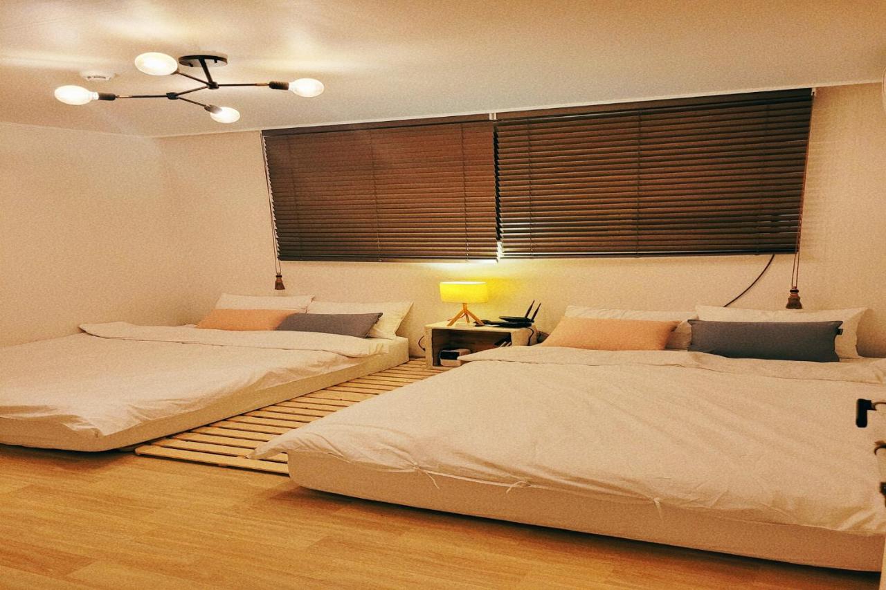 Hongdae 3mins, Q House