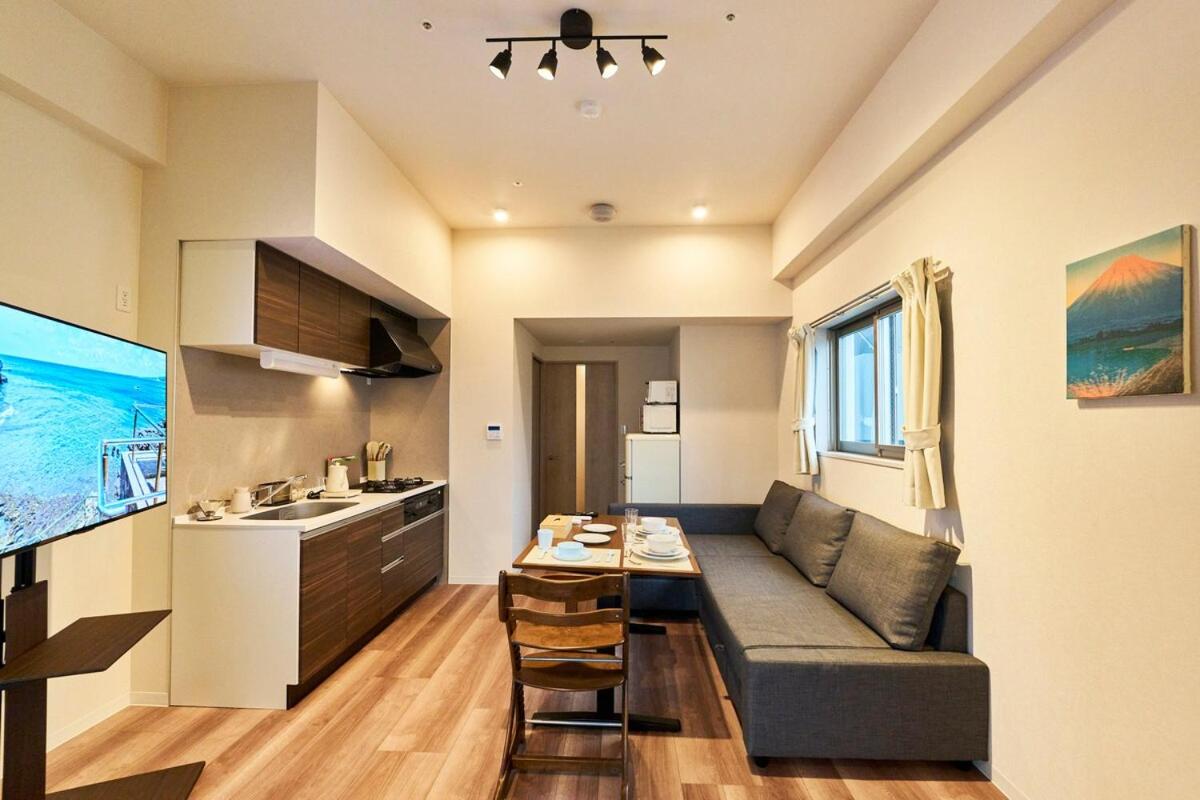 Nomadland Shinagawa Omori 1104 - 4