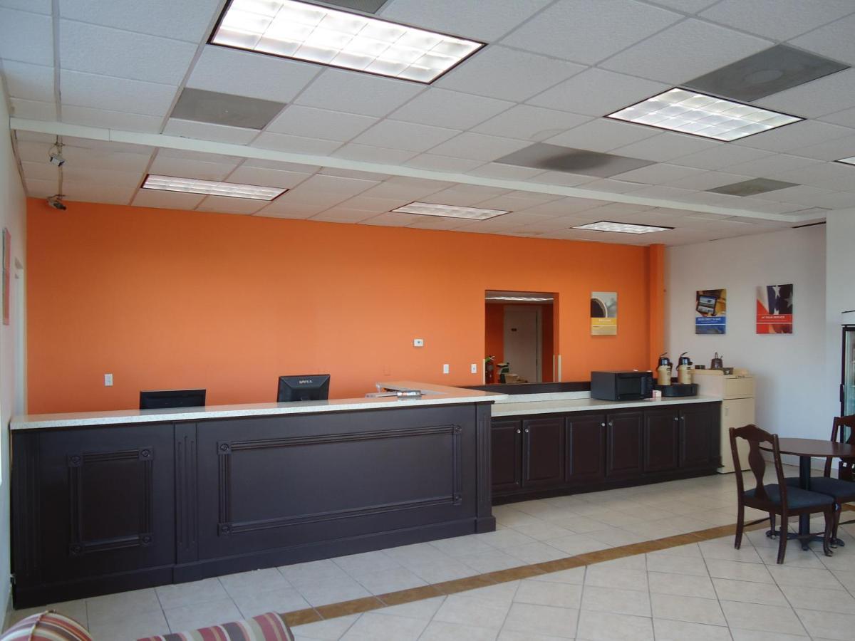 A & W MOTEL — photo 16