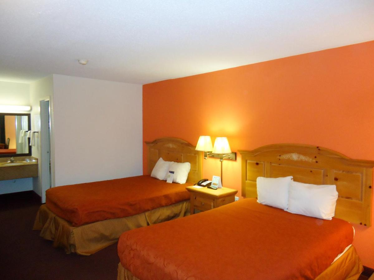 A & W MOTEL — photo 11