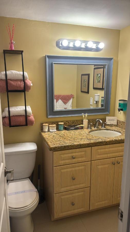 Castle beach studio,tennis court and swimming pool with beach access - 3