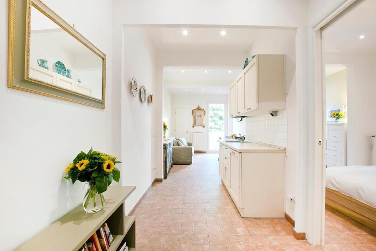 Romantic Hideaway 5 min Walk from Central Station - 4