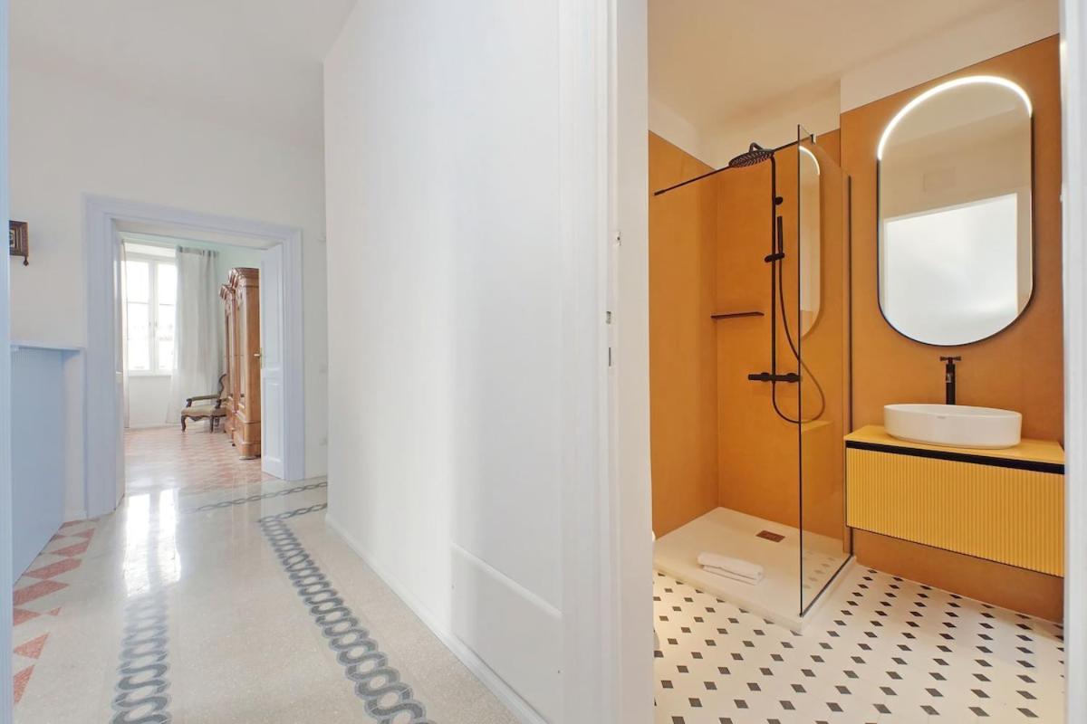 Modern retreat with Spectacular St Peter's views - 3