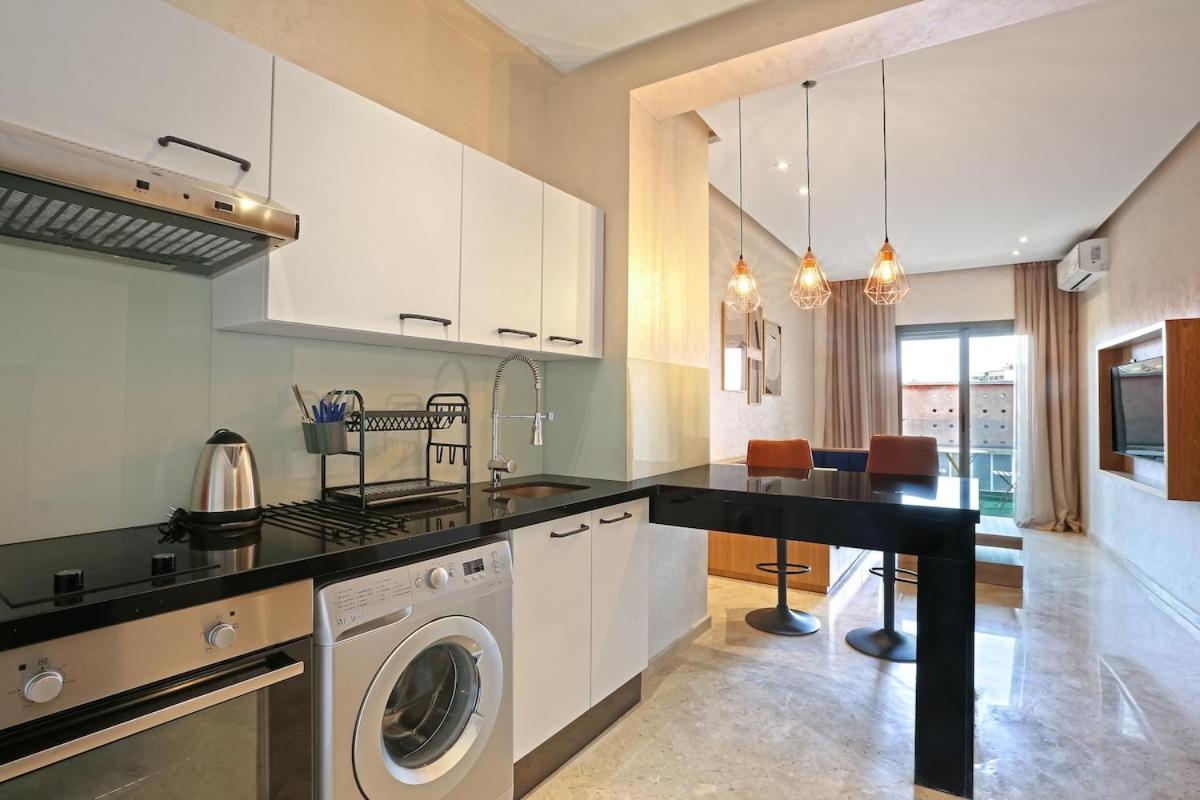 New Elegant and cozy appartement next to carre eden - 4