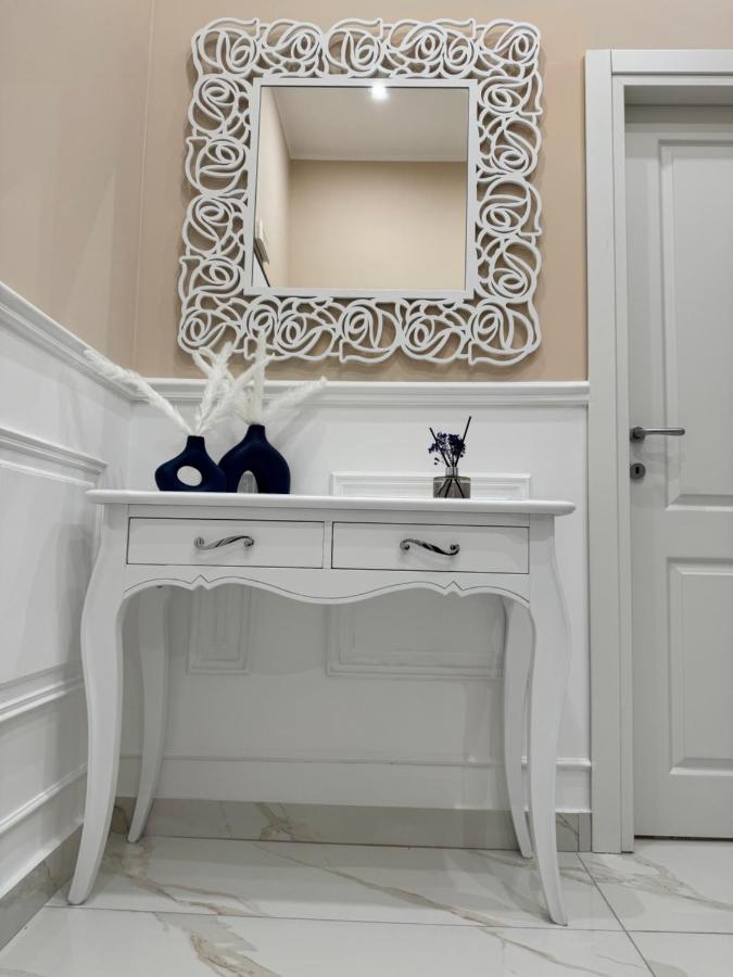 Arena's home Napoli - 2