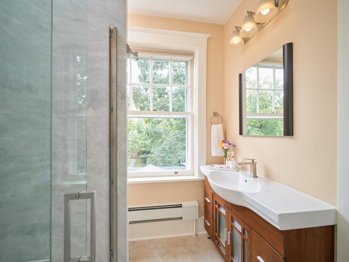 Carlisle Garden Suites — photo 7
