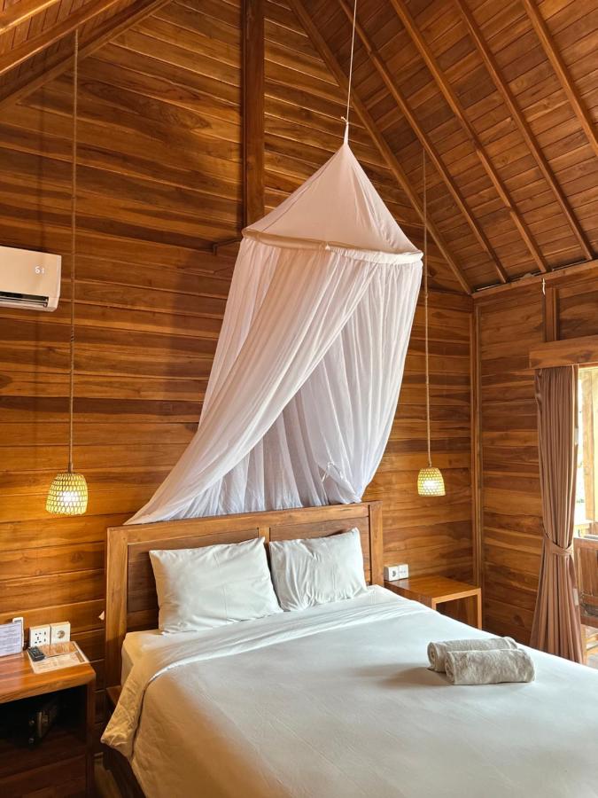 Uluwatu Wooden Villa - 3