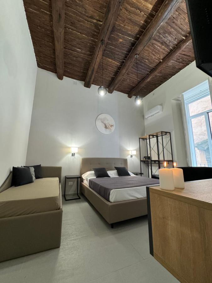 MILUAR Relais - Donnaregina - 2