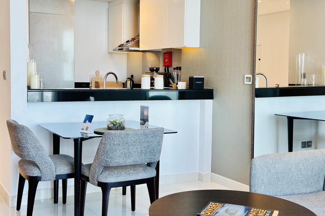 Vserve - Stylish specious - 1 Bedroom with Canal View - 5