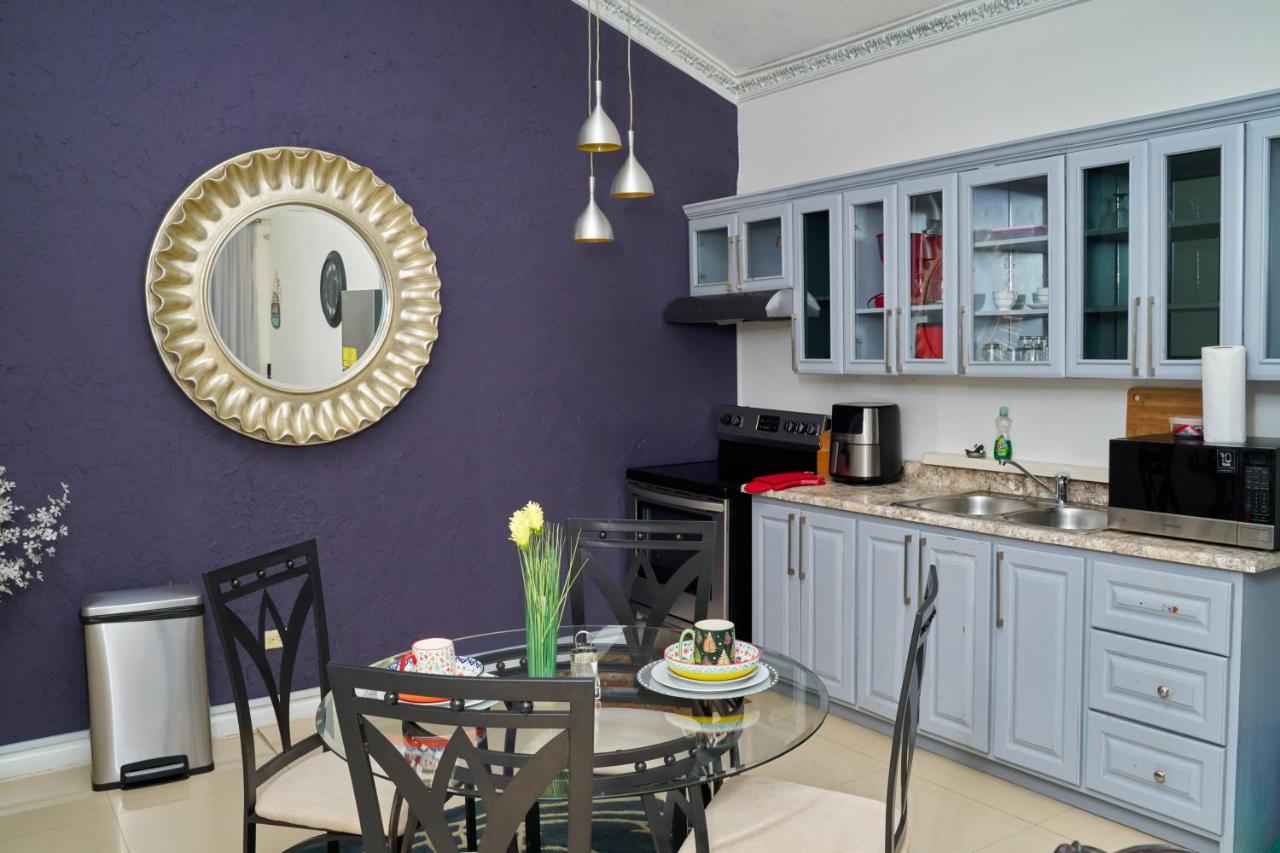 Caribbean Estates, 10 mins from the Beach, Beautiful Gated Community - 3