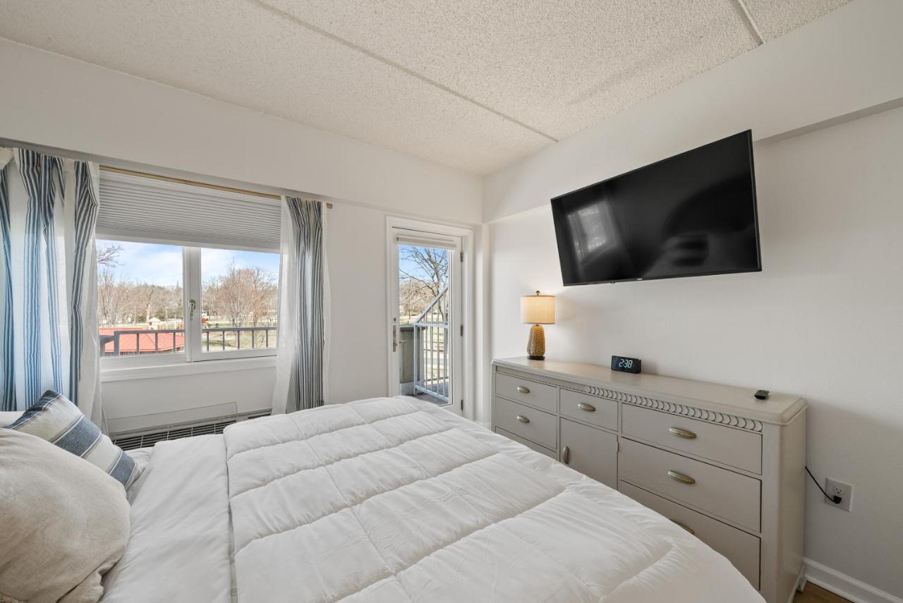 Bella Vista Suites Lake Geneva — photo 2