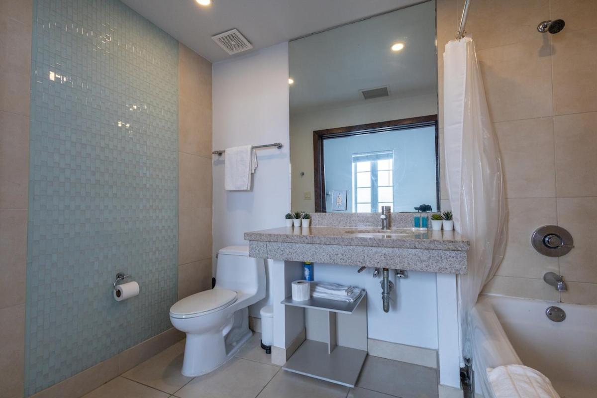 Beautiful Studio with Rooftop pool B309 - 3