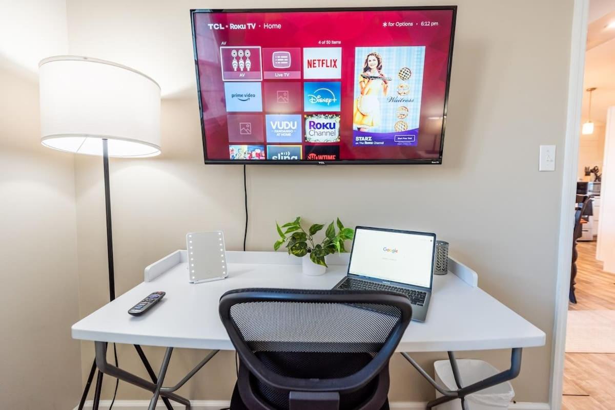 7 Min drive to Broadway- Walkable Neighborhood - 5