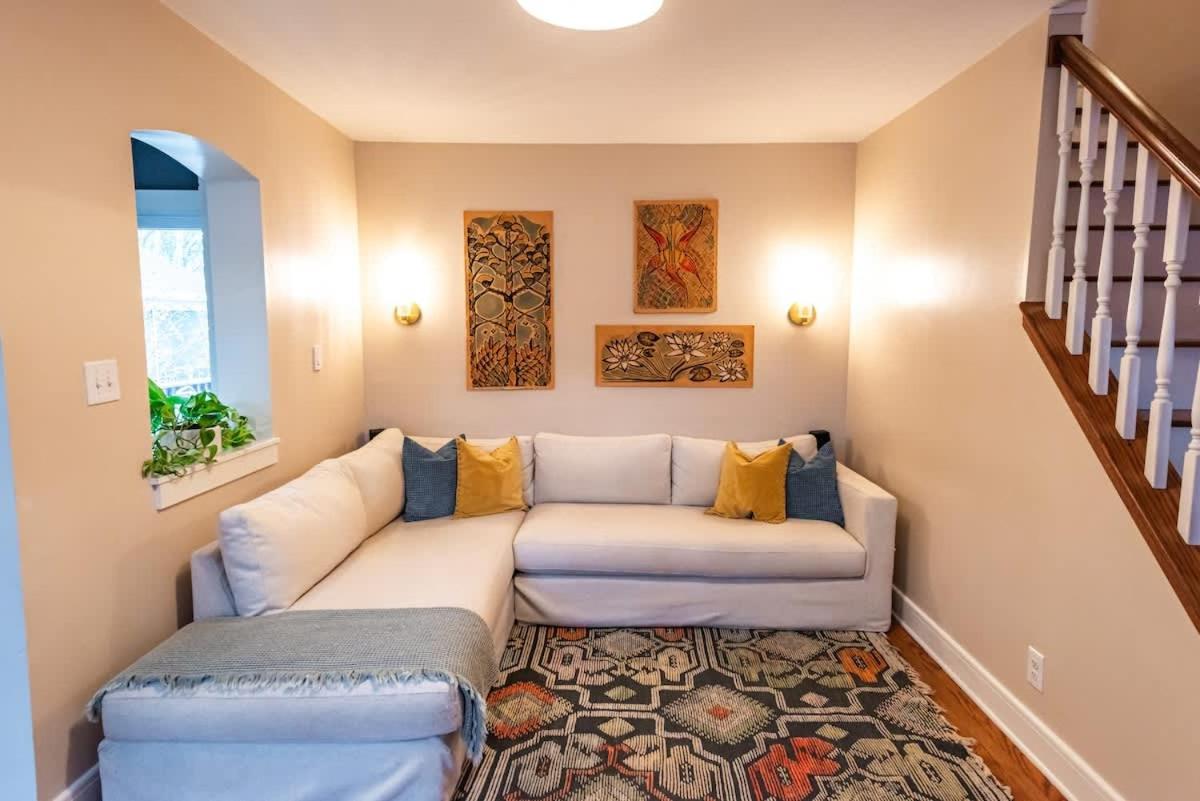 Cozy East Nash Home w Big Yard - 4